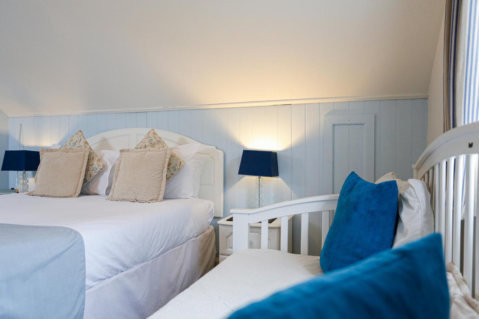 The Fishbourne Bed & Breakfast Fishbourne  Ruang foto